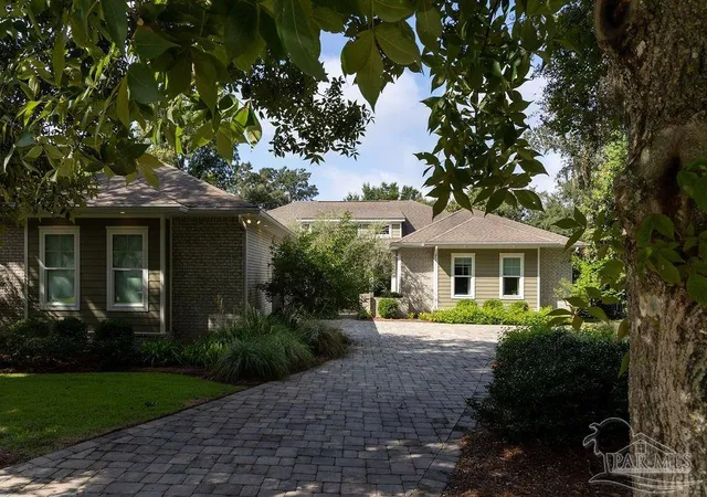 Single family home for sale at 128 Highpoint Dr, Gulf Breeze, FL 32561 | MLS# 689603