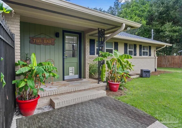 Photo 2 of Single family home for sale at 3802 N 12th Avenue, Pensacola, FL 32503 | MLS# 688672 | Listing updated on 2026-09-11