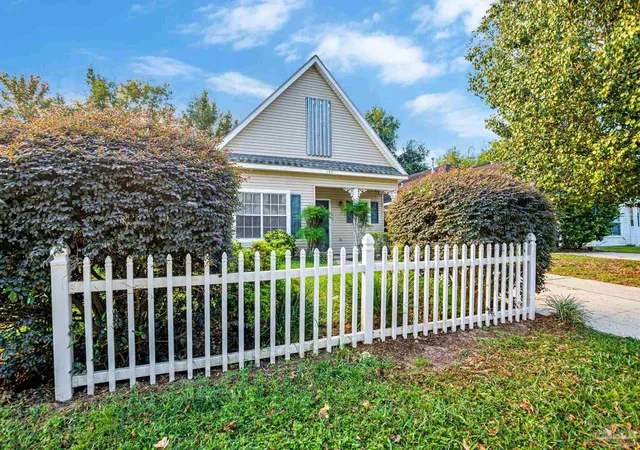 Photo 2 of Single family home for sale at 197 Wildflower Ln, Pensacola, FL 32514 | MLS# 689751 | Listing updated on 2026-10-03