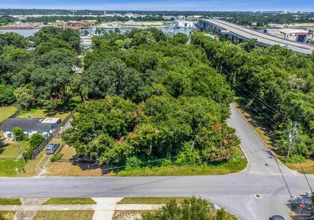 Photo 3 of Sale Pending at Lakewood Rd, Pensacola, FL 32507 | MLS# 688699 | Listing updated on 2026-10-05