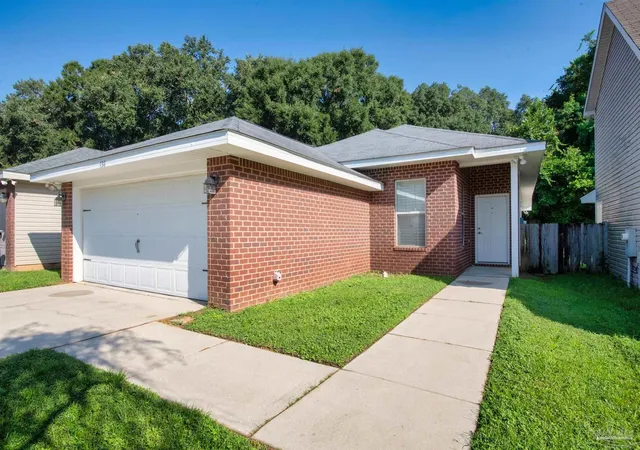 Photo 2 of Sale Pending at 938 Aurelias Pl, Pensacola, FL 32514 | MLS# 689453 | Listing updated on 2026-10-01