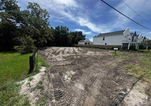 Photo 1 of Land for sale at 1109 W Intendencia St #B, Pensacola, FL 32502 | MLS# 688368 | Listing updated on 2026-09-01