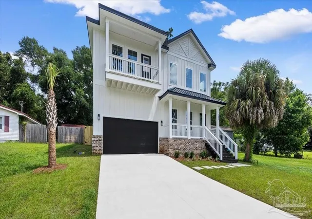 Photo 2 of Single family home for sale at 306 W Winthrop Ave, Pensacola, FL 32507 | MLS# 689407 | Listing updated on 2026-09-29