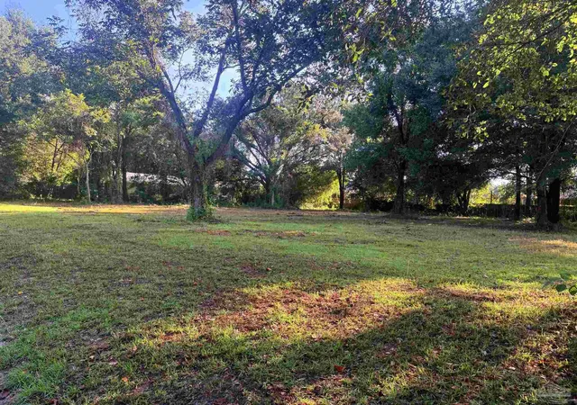 Land for sale at 850 Cody Ln, Pensacola, FL 32514 | MLS# 688692