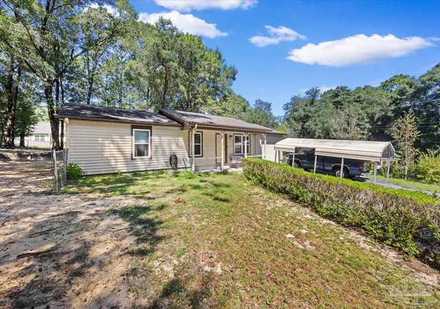 Photo 2 of Single family home for sale at 4581 Riley Rd, Milton, FL 32583 | MLS# 688671 | Listing updated on 2026-09-11