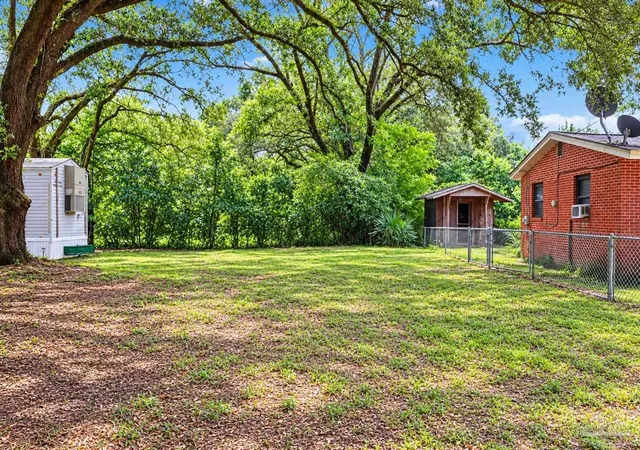 Photo 1 of Land for sale at 6807 Rolling Hills Dr, Pensacola, FL 32505 | MLS# 688781 | Listing updated on 2026-09-11