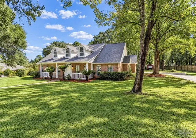 Photo 2 of Single family home for sale at 5232 Emerald Dr, Milton, FL 32571 | MLS# 689837 | Listing updated on 2026-10-21
