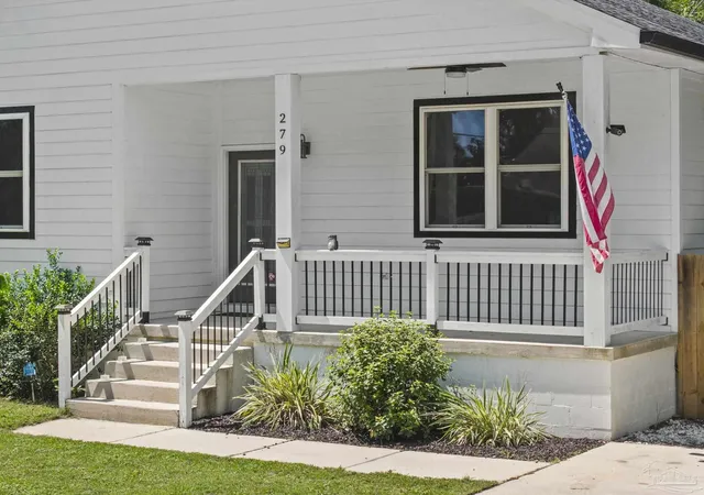 Photo 3 of Single family home for sale at 279 Seamarge Ln, Pensacola, FL 32507 | MLS# 689514 | Listing updated on 2026-09-25