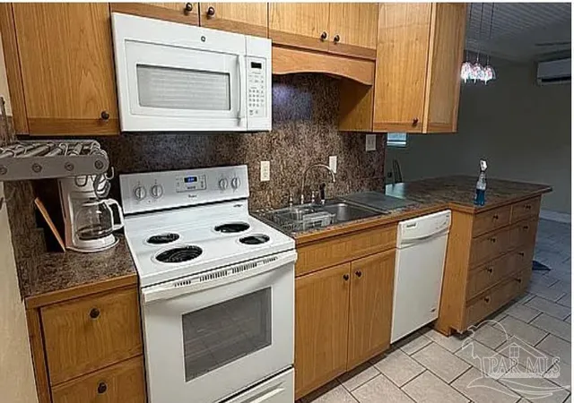 Photo 2 of Single family home for sale at 9485 N Loop Rd, Pensacola, FL 32507 | MLS# 689948 | Listing updated on 2026-10-05