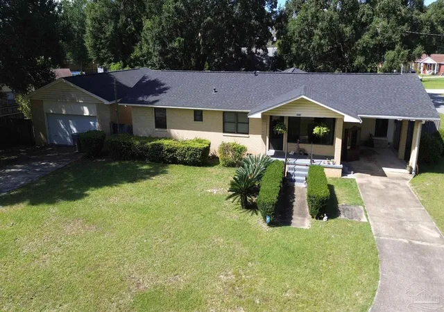 Photo 3 of Single family home for sale at 7357 Crocus Trl, Pensacola, FL 32526 | MLS# 690106 | Listing updated on 2026-10-12