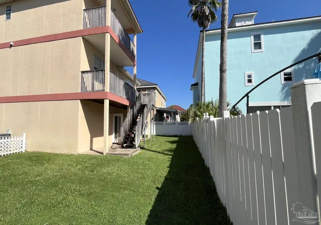 Photo 3 of Single family home for sale at 2394 Palm Harbor Dr, Fort Walton Beach, FL 32547 | MLS# 690110 | Listing updated on 2026-10-13