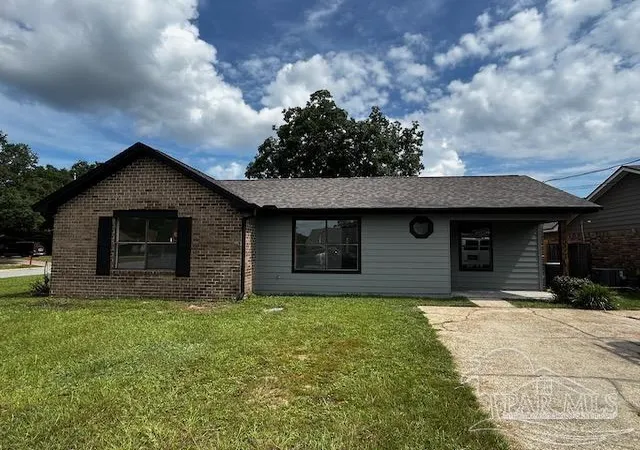 Photo 1 of Single family home for sale at 4786 Tami Ln, Pensacola, FL 32526 | MLS# 689886 | Listing updated on 2026-10-04