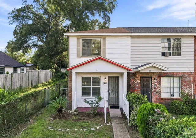 Photo 1 of Townhouse for sale at 2411 N East St, Pensacola, FL 32501 | MLS# 688583 | Listing updated on 2026-09-10
