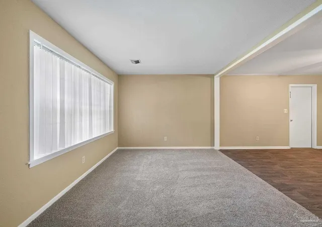 Photo 4 of Single family home for sale at 607 Wynnehurst St, Pensacola, FL 32503 | MLS# 688879 | Listing updated on 2026-09-11
