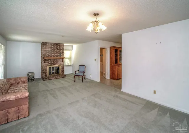 Photo 4 of Single family home for sale at 6281 Audubon Dr, Pensacola, FL 32504 | MLS# 689446 | Listing updated on 2026-10-01