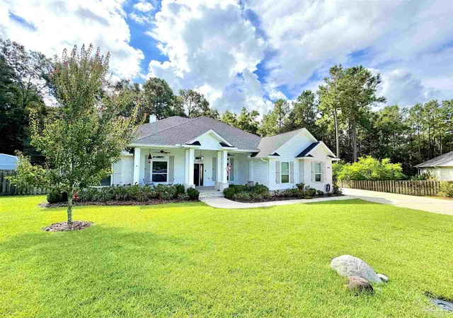 Photo 1 of Single family home for sale at 5886 Augustine Dr, Milton, FL 32571 | MLS# 688588 | Listing updated on 2026-09-05