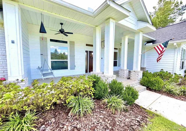 Photo 4 of Single family home for sale at 5886 Augustine Dr, Milton, FL 32571 | MLS# 688588 | Listing updated on 2026-09-05