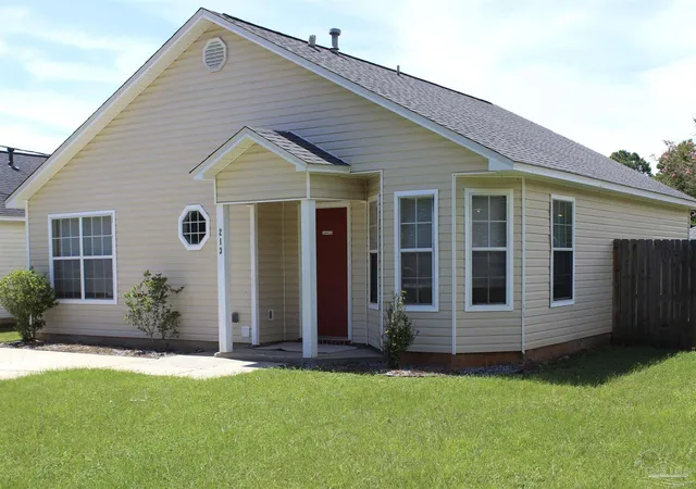 Photo 1 of Single family home for sale at 213 Valdosta Ave, Pensacola, FL 32507 | MLS# 688501 | Listing updated on 2026-09-16