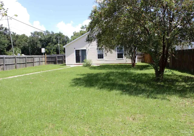 Photo 2 of Single family home for sale at 213 Valdosta Ave, Pensacola, FL 32507 | MLS# 688501 | Listing updated on 2026-09-16