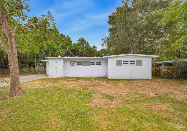 Photo 3 of Sale Pending at 4520 Guerlain Way, Pensacola, FL 32505 | MLS# 689832 | Listing updated on 2026-10-18