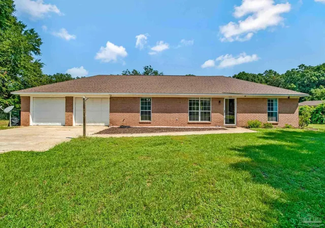 Photo 1 of Single family home for sale at 8610 Hickory Hammock Rd, Milton, FL 32583 | MLS# 688474 | Listing updated on 2026-09-03