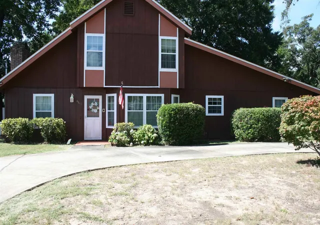 Photo 1 of Single family home for sale at 4165 April Rd, Pensacola, FL 32504 | MLS# 689281 | Listing updated on 2026-10-22