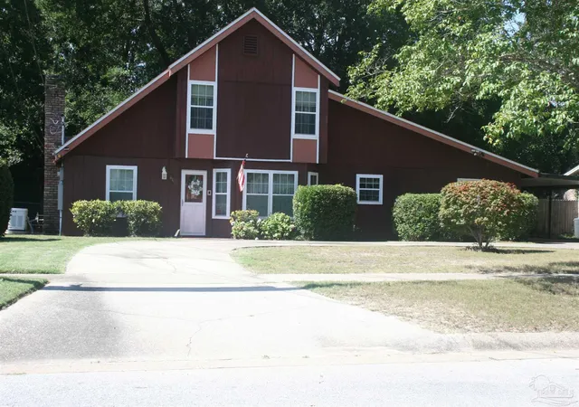 Photo 2 of Single family home for sale at 4165 April Rd, Pensacola, FL 32504 | MLS# 689281 | Listing updated on 2026-10-22