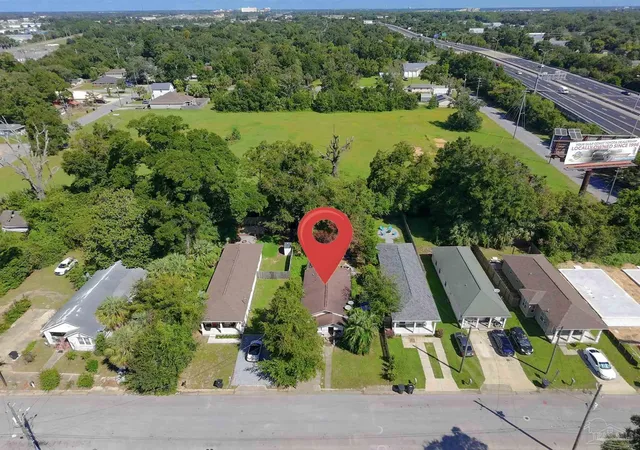 Photo 2 of Single family home for sale at 212 E Yonge St, Pensacola, FL 32503 | MLS# 688745 | Listing updated on 2026-09-11