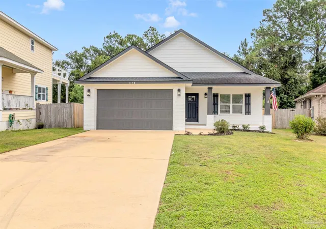 Photo 1 of Sale Pending at 638 Wild Heron Way, Pensacola, FL 32506 | MLS# 689685 | Listing updated on 2026-10-08