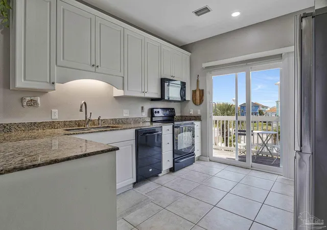 Photo 3 of Townhouse for sale at 1440 Paradise Point Dr #34, Navarre, FL 32566 | MLS# 689134 | Listing updated on 2026-09-29