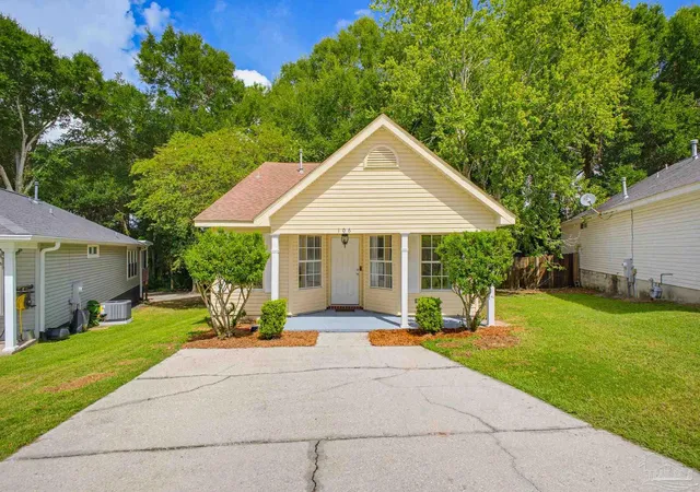 Photo 1 of Single family home for sale at 106 Wildflower Ln, Pensacola, FL 32514 | MLS# 688826 | Listing updated on 2026-10-18