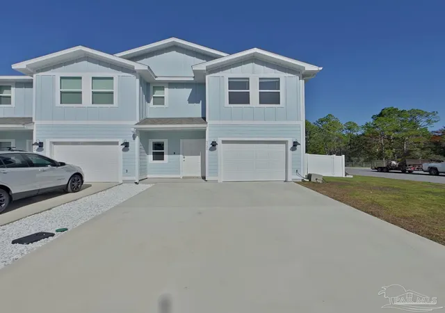 Photo 3 of Townhouse for sale at 5726 Stellarjay St, Gulf Breeze, FL 32563 | MLS# 688600 | Listing updated on 2026-09-05