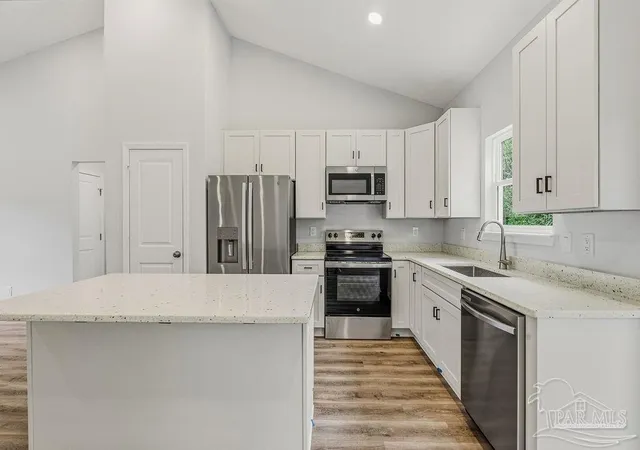 Photo 3 of Single family home for sale at 8045 Price St, Pensacola, FL 32534 | MLS# 690046 | Listing updated on 2026-10-13