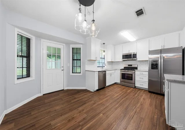 Photo 2 of Single family home for sale at 7663 Old Hickory Dr, Pensacola, FL 32507 | MLS# 688568 | Listing updated on 2026-09-04