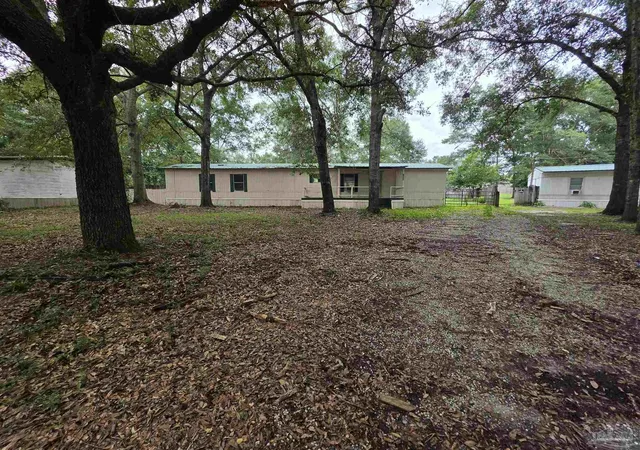 Photo 1 of Single family home for sale at 922 Brk Hills Dr, Cantonment, FL 32533 | MLS# 688790 | Listing updated on 2026-09-10