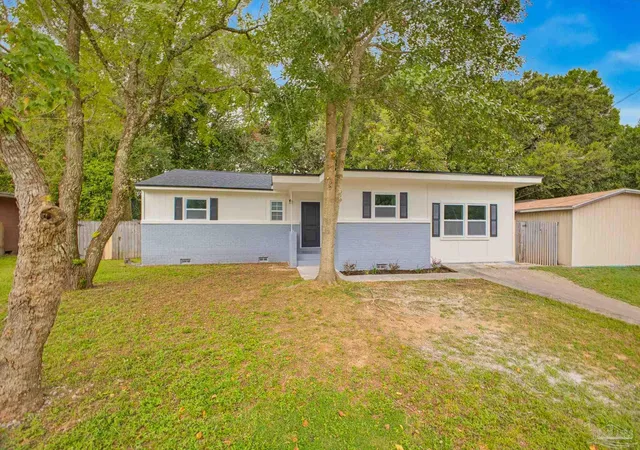 Photo 1 of Single family home for sale at 1019 Trenton Dr, Pensacola, FL 32505 | MLS# 688965 | Listing updated on 2026-10-21