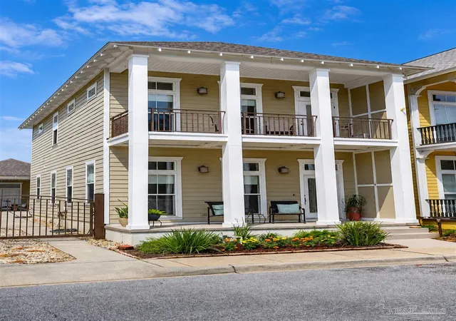 Photo 2 of Single family home for sale at 566 Santos St, Pensacola, FL 32502 | MLS# 688346 | Listing updated on 2026-09-11