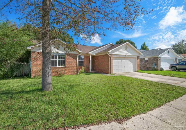 Photo 2 of Single family home for sale at 4332 Sugar Ml Bnd, Milton, FL 32571 | MLS# 689868 | Listing updated on 2026-10-08