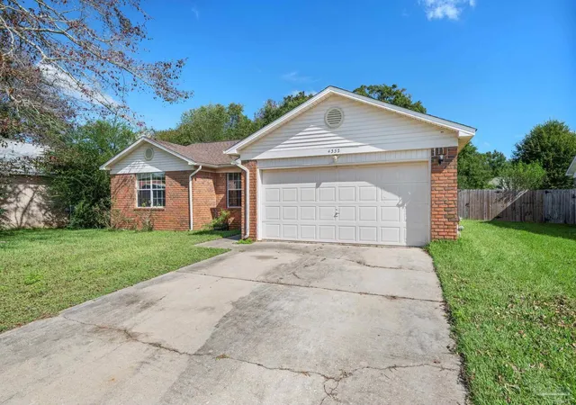 Photo 3 of Single family home for sale at 4332 Sugar Ml Bnd, Milton, FL 32571 | MLS# 689868 | Listing updated on 2026-10-08