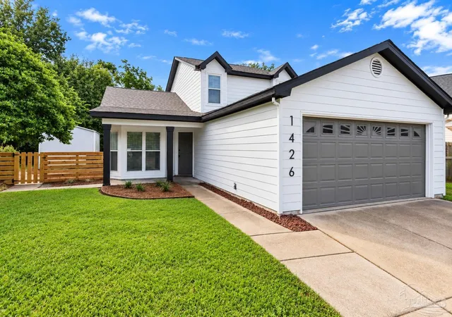 Photo 1 of Single family home for sale at 1426 Sterling Point Dr, Gulf Breeze, FL 32563 | MLS# 688586 | Listing updated on 2026-09-05