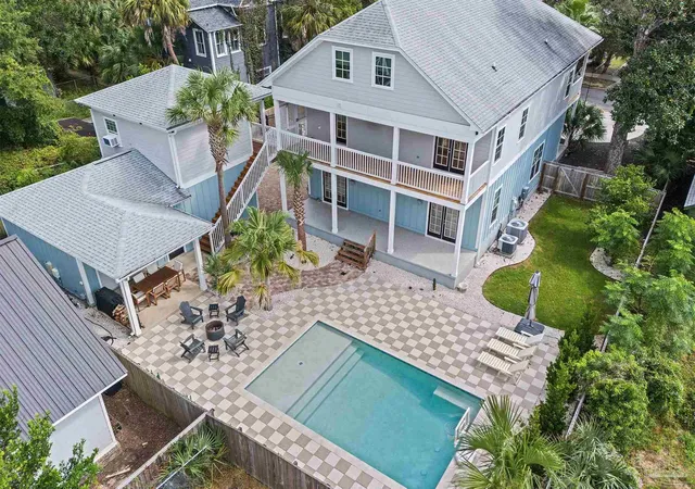 Photo 1 of Mansion for sale at 811 N Reus St, Pensacola, FL 32501 | MLS# 689573 | Listing updated on 2026-10-20
