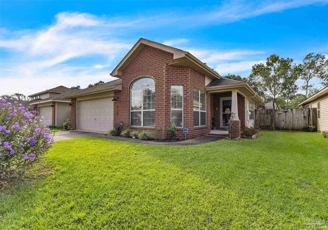 Photo 3 of Single family home for sale at 675 Edith Ln, Pensacola, FL 32534 | MLS# 689599 | Listing updated on 2026-10-03