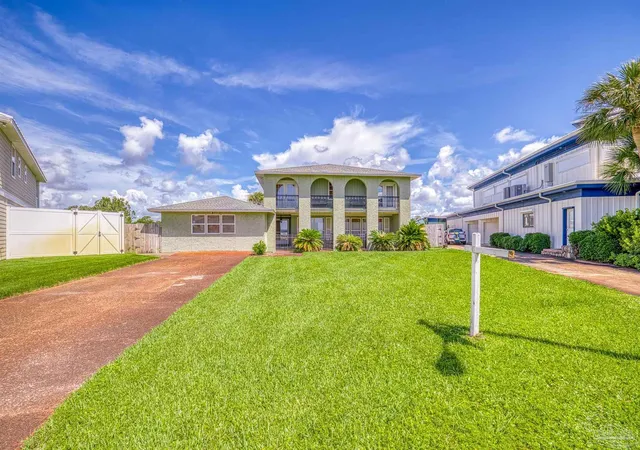 Photo 2 of Single family home for sale at 5616 Grande Lagoon Ct, Pensacola, FL 32507 | MLS# 688725 | Listing updated on 2026-10-14