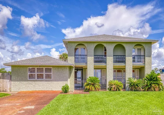 Photo 3 of Single family home for sale at 5616 Grande Lagoon Ct, Pensacola, FL 32507 | MLS# 688725 | Listing updated on 2026-10-14
