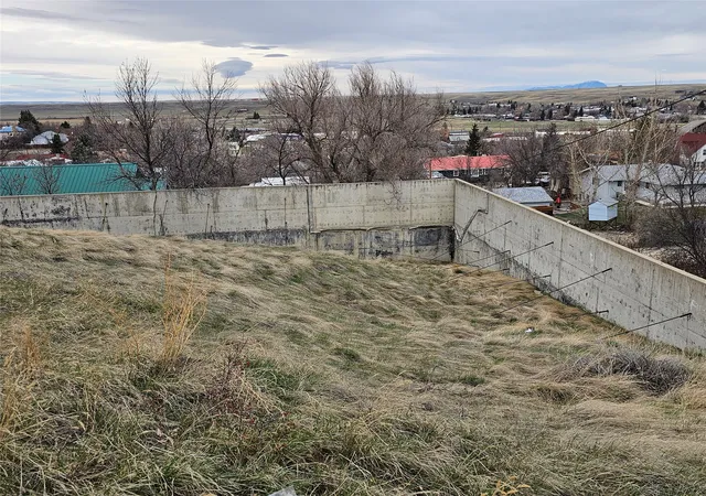 Photo 4 of Land for sale at Nhn 4th Street S, Shelby, MT 59474 | MLS# 30048226 | Listing updated on 2026-09-23