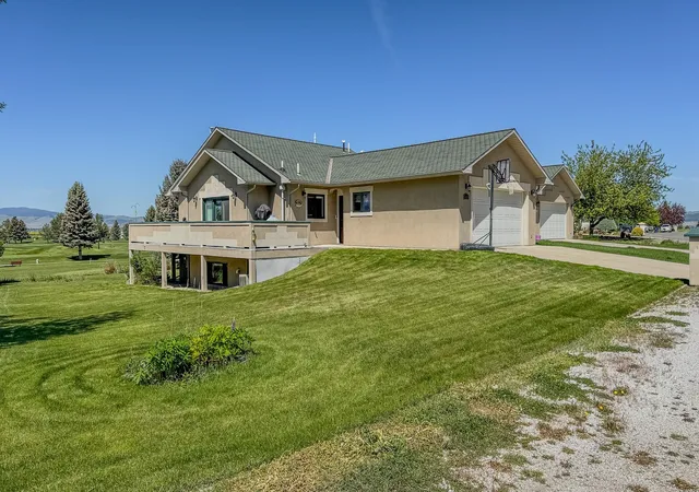 Photo 3 of Townhouse for sale at 4134 Fox Ridge Dr, Helena, MT 59602 | MLS# 30049656 | Listing updated on 2026-09-03