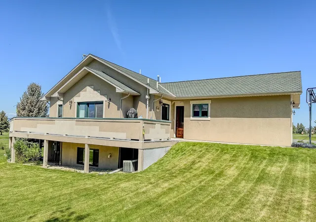 Photo 3 of Townhouse for sale at 4134 Fox Ridge Dr, Helena, MT 59602 | MLS# 30049656 | Listing updated on 2026-09-03