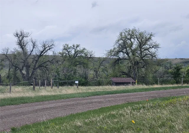 Photo 4 of Land for sale at Lot 4 Hamilton Pl, Great Falls, MT 59404 | MLS# 30052676 | Listing updated on 2026-08-31