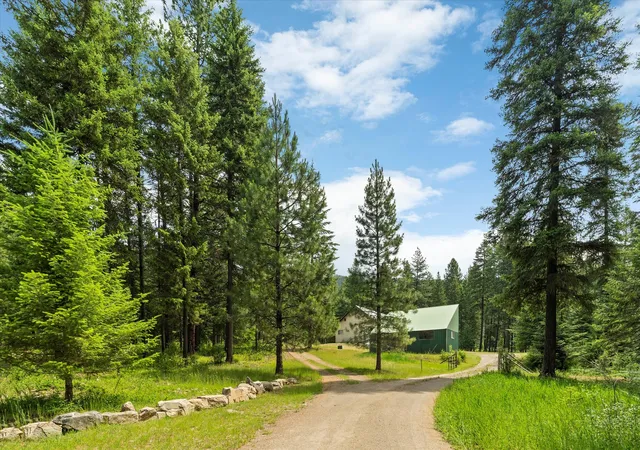 Photo 3 of Single family home for sale at 90 Ocallahan Ln, Trout Creek, MT 59874 | MLS# 30052169 | Listing updated on 2026-09-09