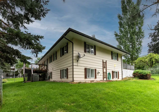 Photo 3 of Single family home for sale at 2207 Garland Dr, Missoula, MT 59803 | MLS# 30055470 | Listing updated on 2026-09-05